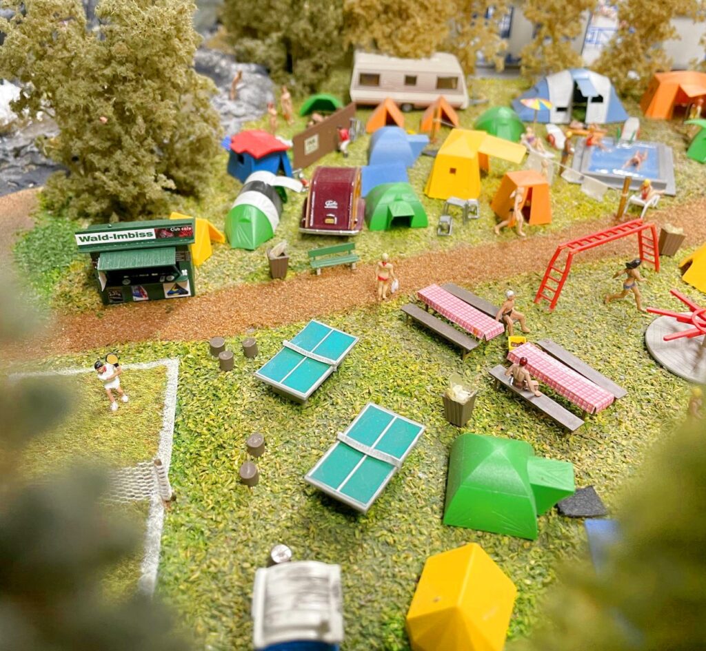 Die Ferien gehen zu Ende. Am Campingplatz ist jedoch noch viel Betrieb.